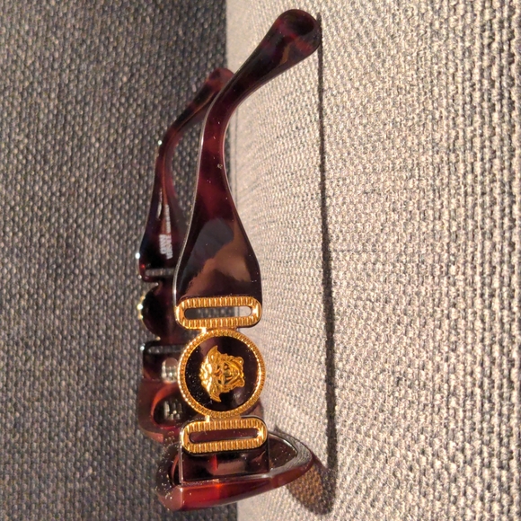 Gianni Versace Sunglasses with Case - Picture 2 of 8